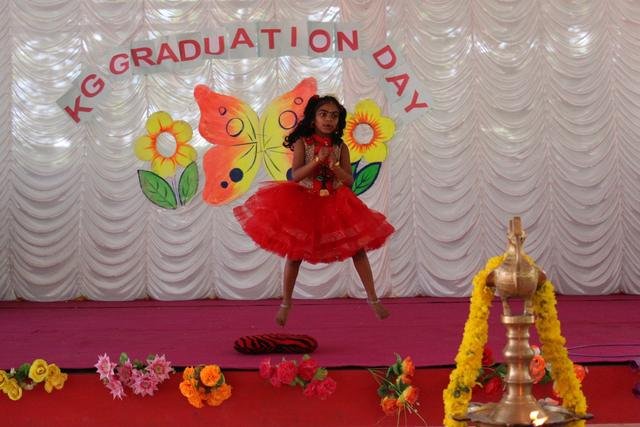 Siddhartha students performing at a school arts programme &mdash; photograph 7