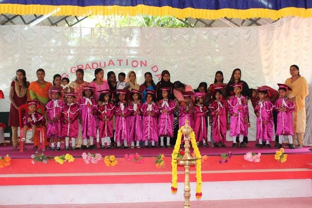 Siddhartha students performing at a school arts programme &mdash; photograph 11