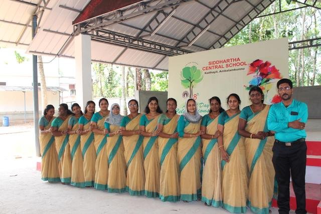 Siddhartha students performing at a school arts programme &mdash; photograph 14