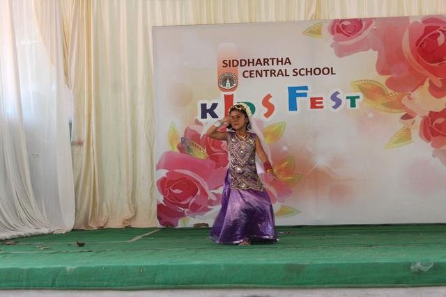 Siddhartha students performing at a school arts programme &mdash; photograph 30
