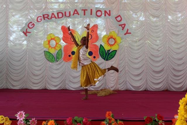 Siddhartha students performing at a school arts programme &mdash; photograph 32