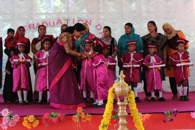 Siddhartha students performing at a school arts programme &mdash; photograph 37